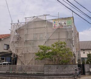 高松市内の住宅塗装工事が着工しました　高耐候型コーキング打替え　高耐候型塗装仕上げ
