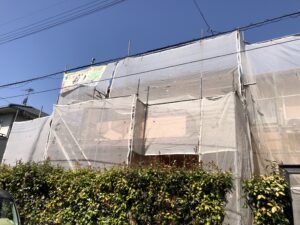 高松市内にて住宅塗装工事が着工しました！雨漏り修理及び屋根外壁塗装！
