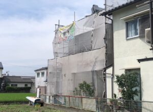 高松市内にて住宅塗装及び屋根瓦葺き替え工事が着工しました！