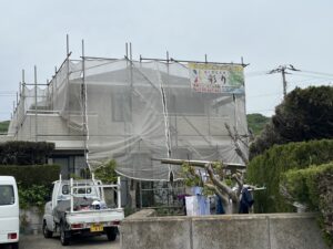 高松市内にて住宅塗装工事が着工しました！